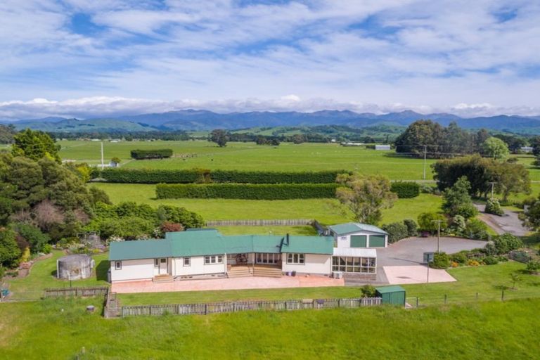 Photo of property in 120 Kibblewhite Road, Matahiwi, Masterton, 5888