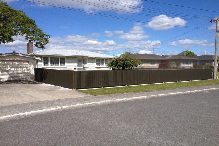 Photo of property in 23 Logan Street, Fairy Springs, Rotorua, 3015