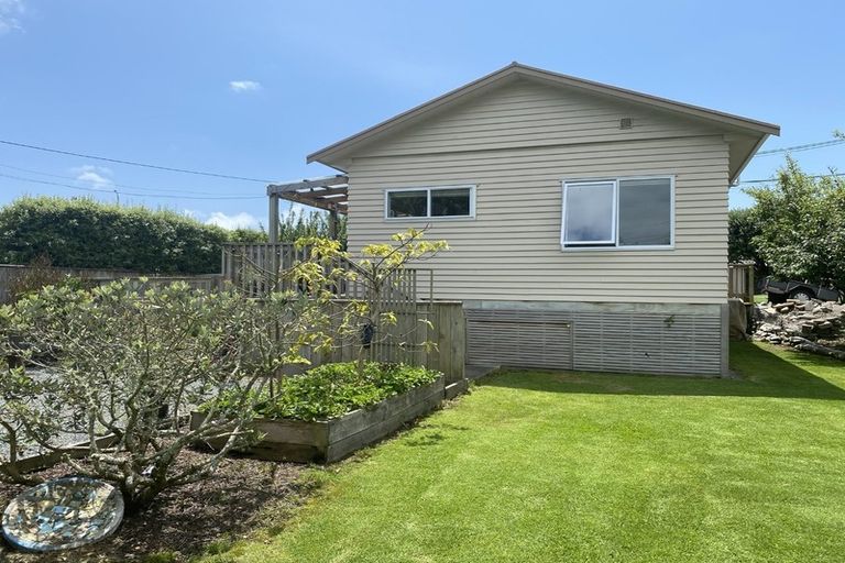 Photo of property in 6 Eatwell Avenue, Paraparaumu Beach, Paraparaumu, 5032