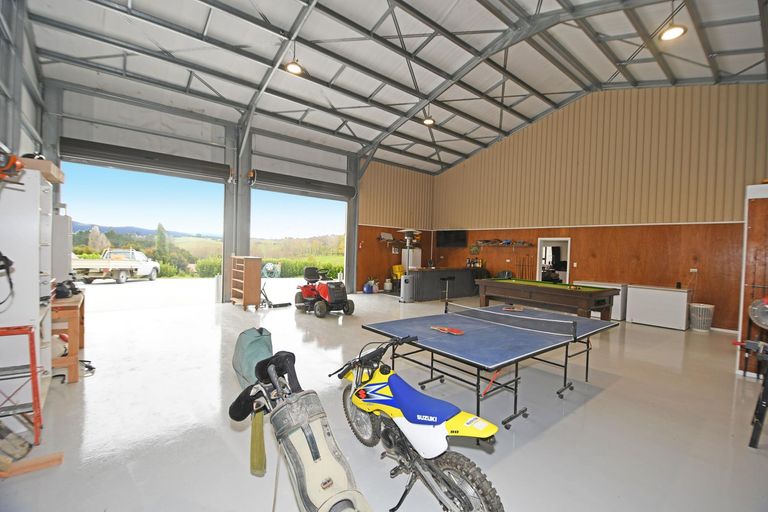 Photo of property in 17 Lupis Way, Kaiwaka, 0573