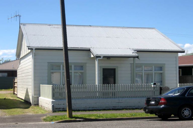 Photo of property in 18 Harrison Street, Whanganui, 4500
