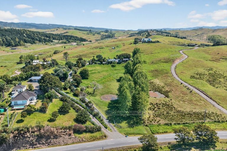 Photo of property in 386 South Road, Waipu, 0582