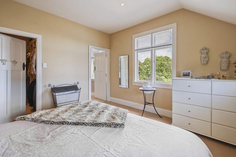 Photo of property in 35 Aylmer Street, Somerfield, Christchurch, 8024