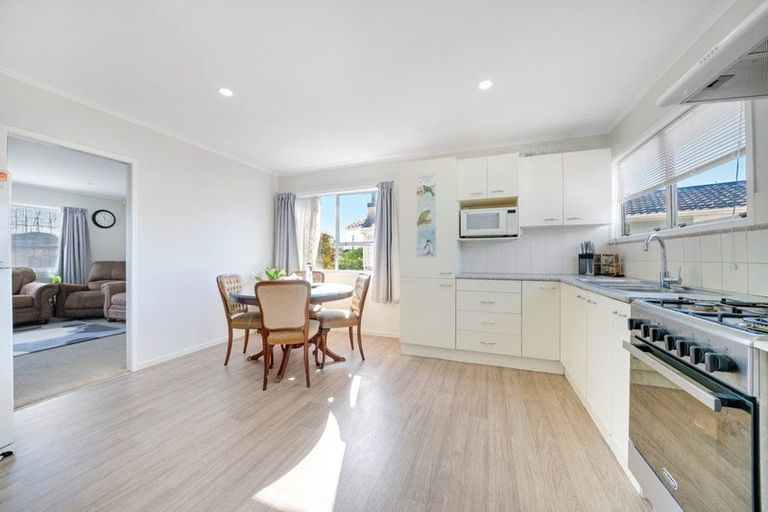 Photo of property in 33a Ashley Avenue, Mangere East, Auckland, 2024