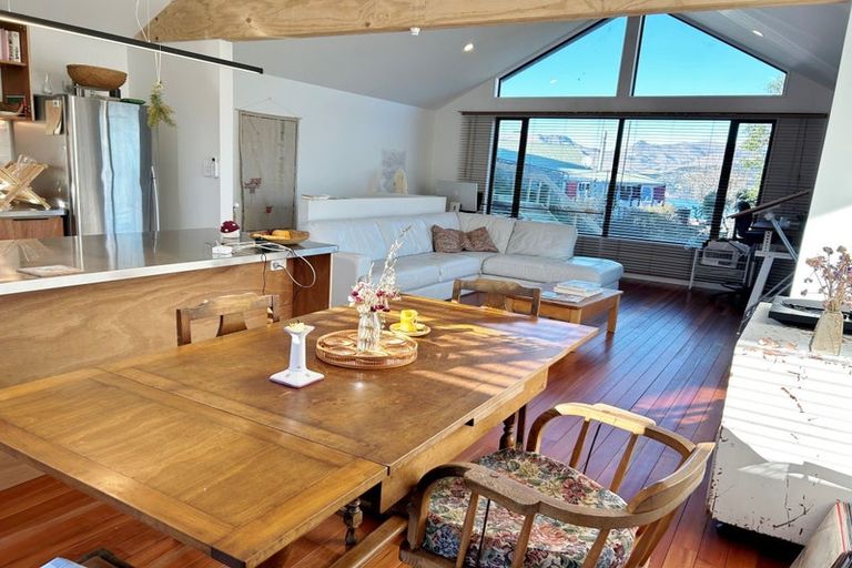 Photo of property in 17c Cornwall Road, Lyttelton, 8082