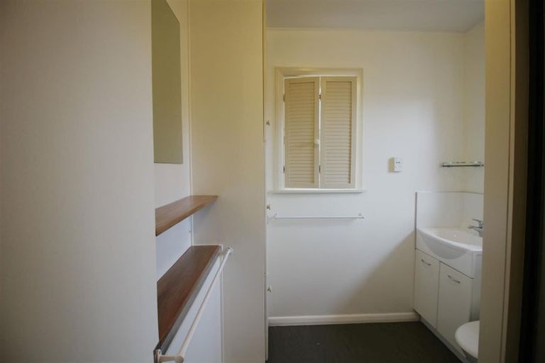 Photo of property in 8 Croydon Road, New Lynn, Auckland, 0600