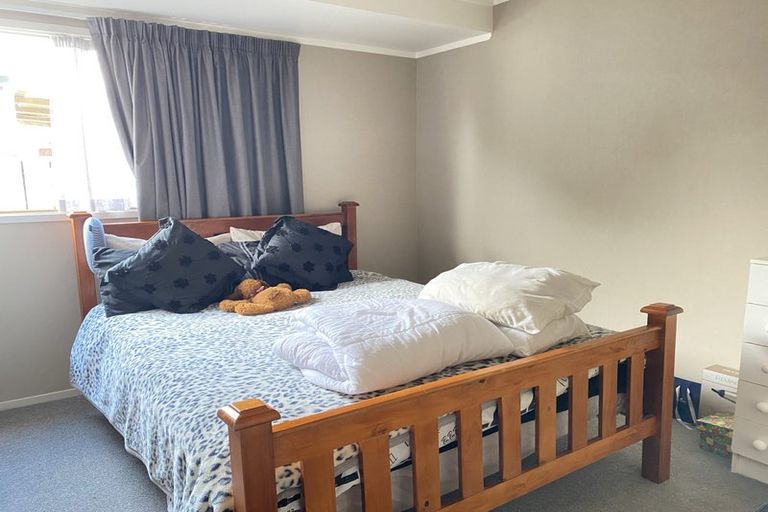 Photo of property in 9 Metcalfe Road, Ranui, Auckland, 0612