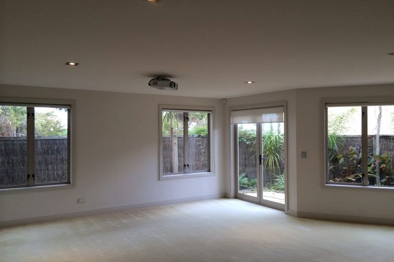 Photo of property in 202 Kohimarama Road, Kohimarama, Auckland, 1071