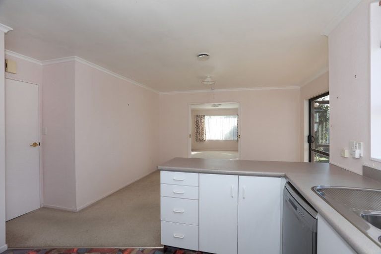 Photo of property in 1 Mcilwaine Place, Marton, 4710