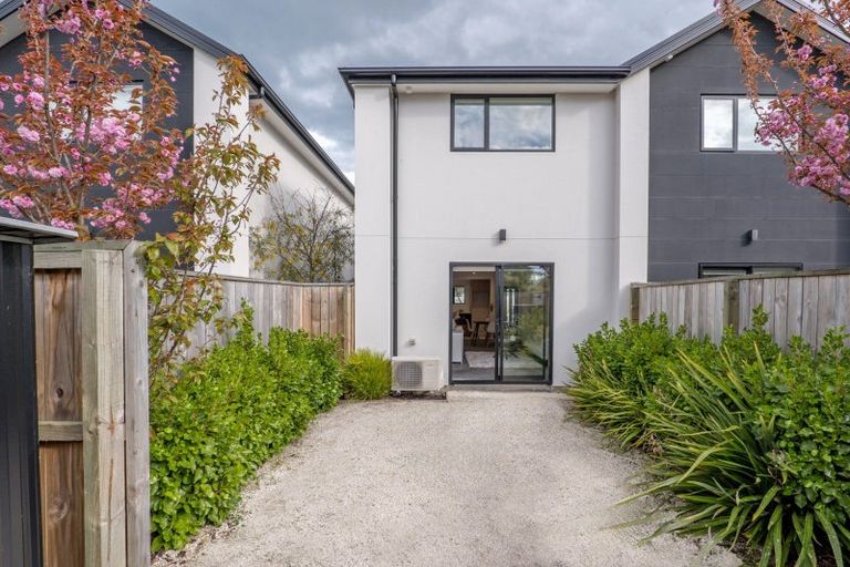 Photo of property in 19 Bings Lane, Richmond, Christchurch, 8013