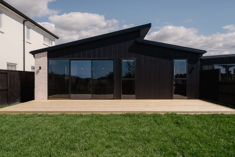 Photo of property in 45 Hinaki Street, Poike, Tauranga, 3112