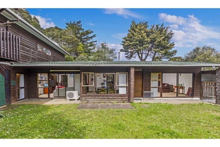 Photo of property in 789a Beach Road, Browns Bay, Auckland, 0630