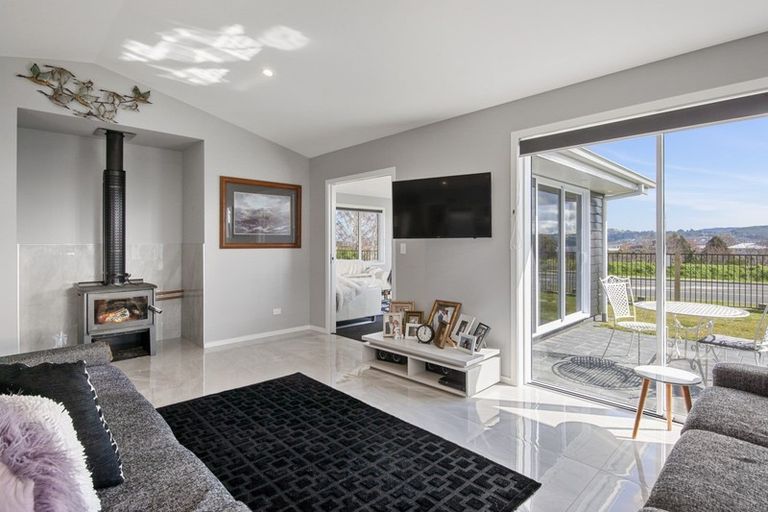 Photo of property in 14 Kamaka Street, Wharewaka, Taupo, 3330