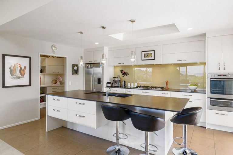 Photo of property in 36 Lacebark Drive, Kinloch, Taupo, 3377