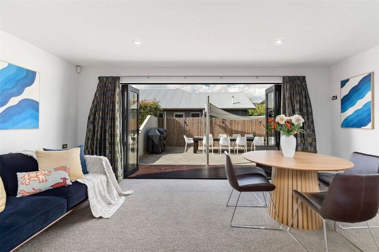 Photo of property in 1 Coburn Place, Lake Hayes, Queenstown, 9304