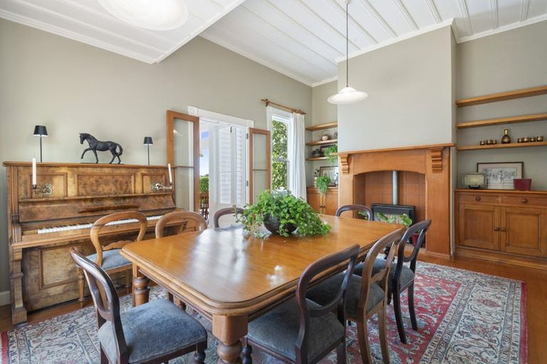 Photo of property in 6 Glade Place, Birkenhead, Auckland, 0626