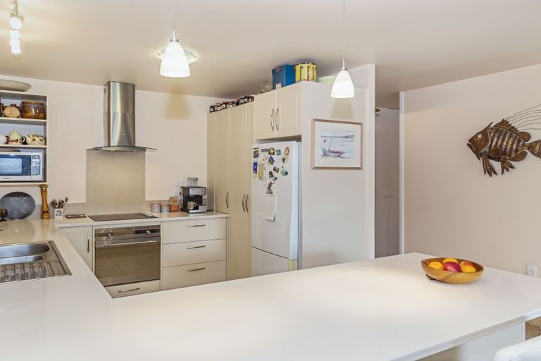 Photo of property in 24/34 Waiwera Place, Waiwera, Orewa, 0994