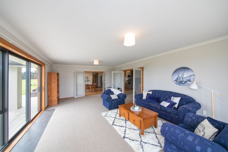 Photo of property in 97a Albert Road, Tokomaru, Palmerston North, 4474