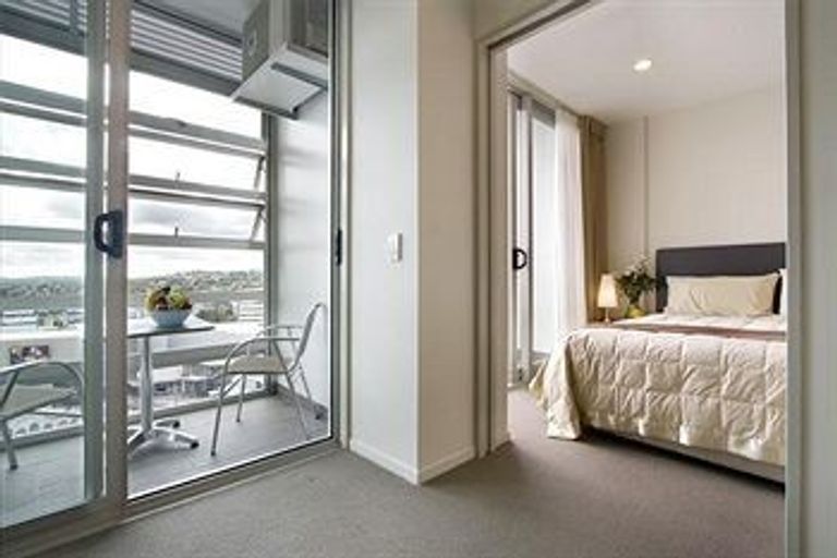 Photo of property in Proximity Apartments, 205/17 Osterley Way, Manukau, Auckland, 2104