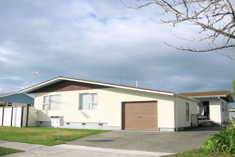 Photo of property in 27 York Avenue, Tamatea, Napier, 4112