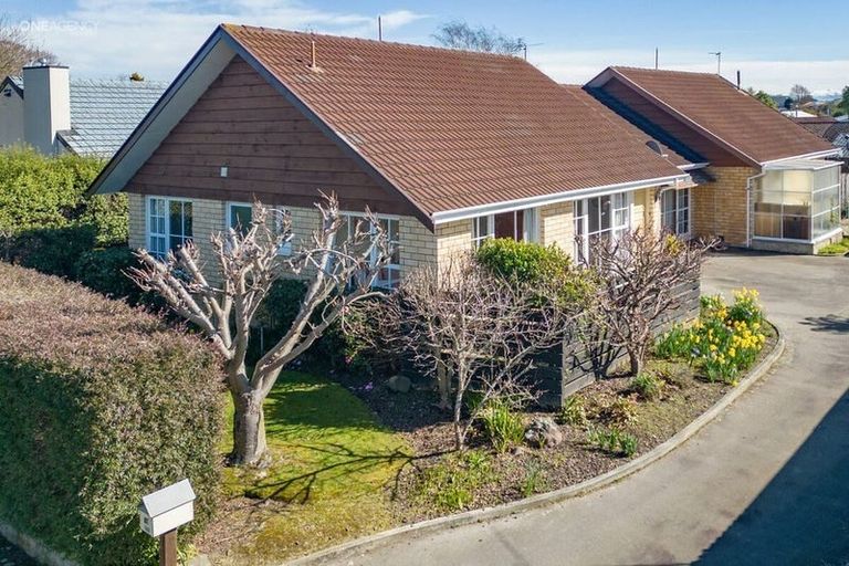 Photo of property in 87 Perry Street, Papanui, Christchurch, 8053