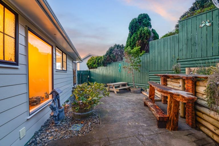 Photo of property in 10 Adventure Drive, Whitby, Porirua, 5024