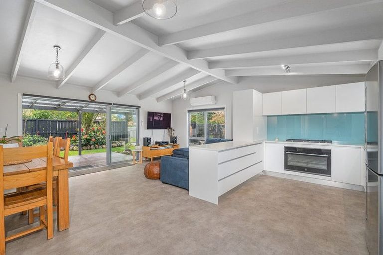 Photo of property in 3 Ocean Beach Road, Tairua, 3508