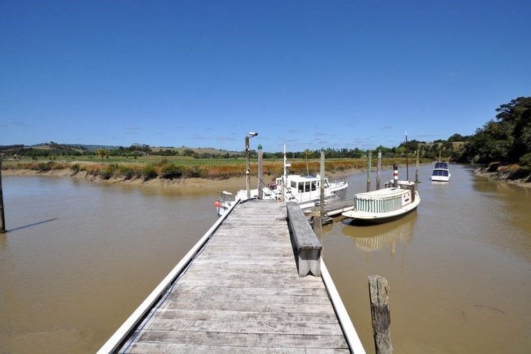 Photo of property in 185 North Road, Clevedon, Papakura, 2582