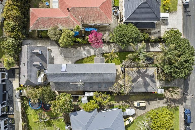 Photo of property in 19 Patons Road, Howick, Auckland, 2014