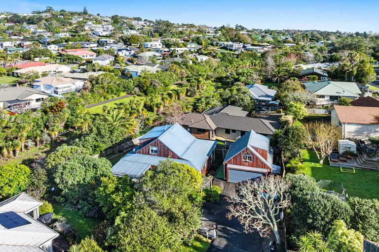 Photo of property in 28 Donald Street, Stanmore Bay, Whangaparaoa, 0932
