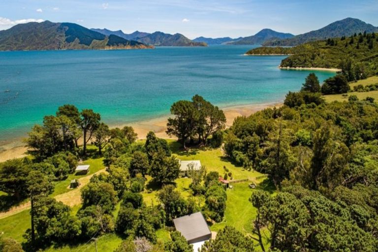 Photo of property in 531 Clova Bay Road, Totaranui, Picton, 7282