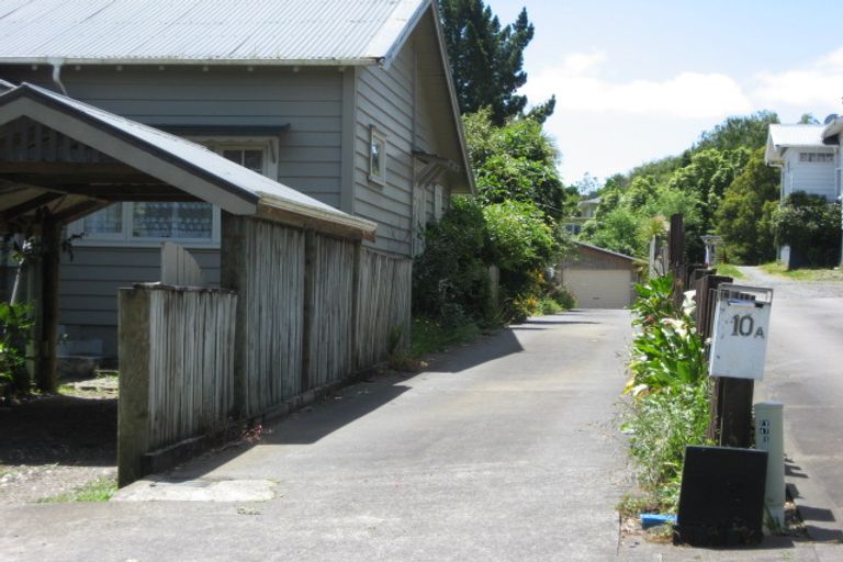 Photo of property in 10b Carlton Road, Pukekohe, 2120