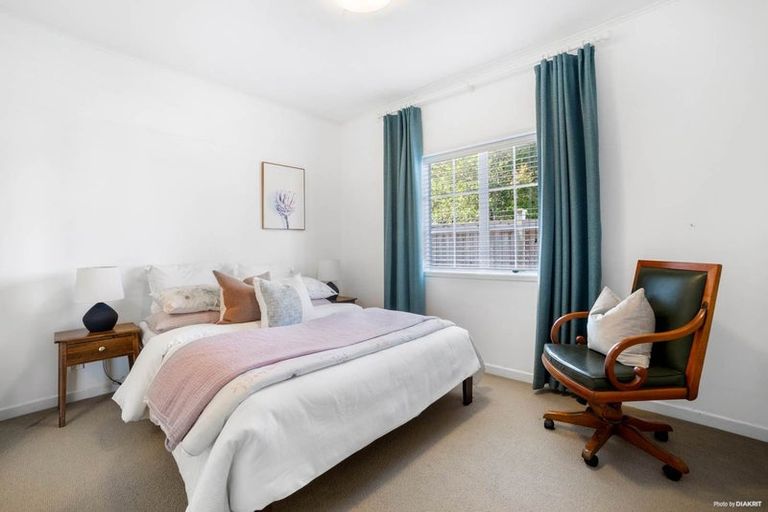 Photo of property in 119 Fairview Avenue, Fairview Heights, Auckland, 0632