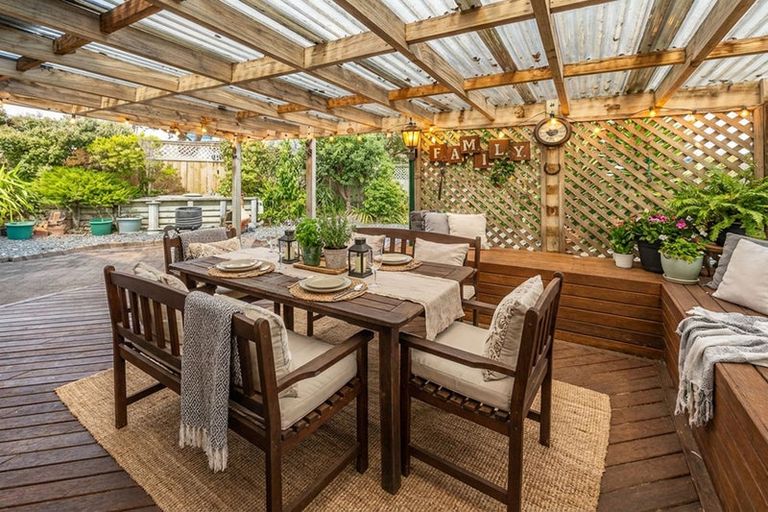 Photo of property in 11 Gumtree Rise, Otamatea, Whanganui, 4500