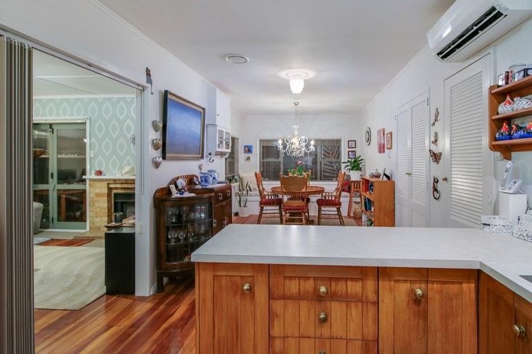 Photo of property in 27 Koputara Road, Himatangi Beach, Foxton, 4891