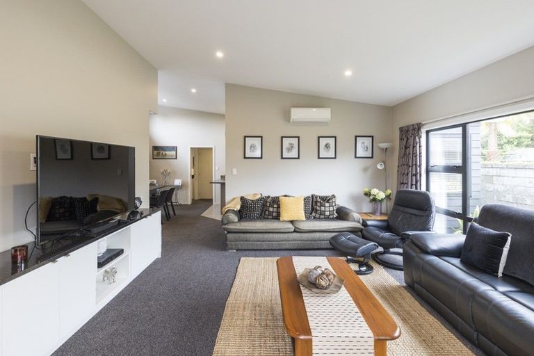 Photo of property in 116a Roy Street, Palmerston North, 4410