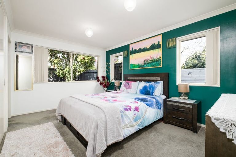 Photo of property in 19a Clevedon Road, Papakura, 2110