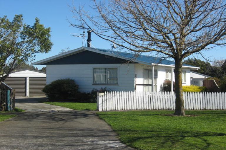 Photo of property in 39 Fisher Place, Carterton, 5713