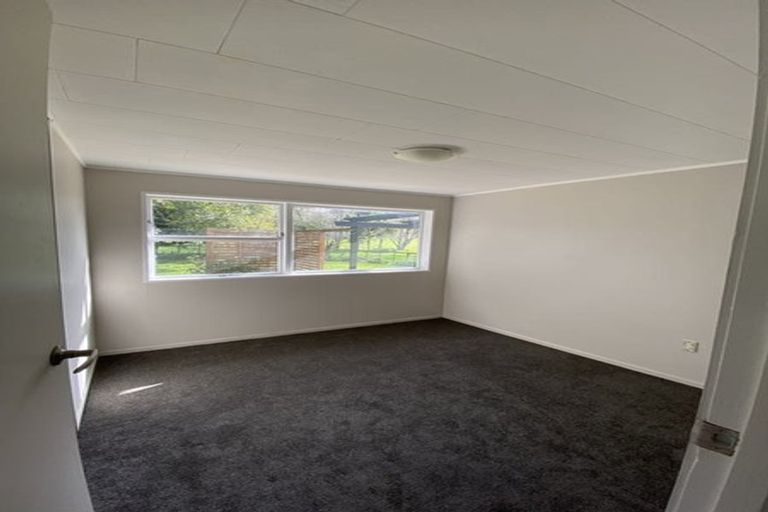 Photo of property in 1158 State Highway 16, Waimauku, 0883