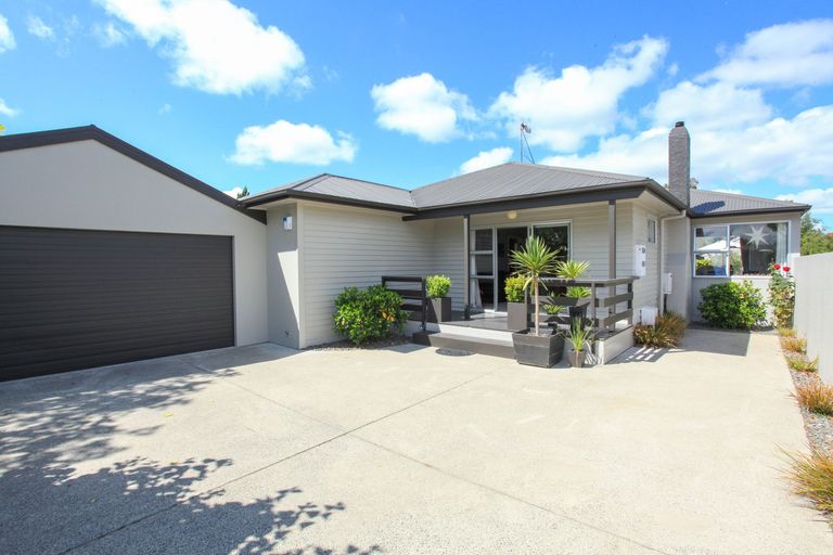 Photo of property in 6 Mcnicol Street, Fairfield, Hamilton, 3214