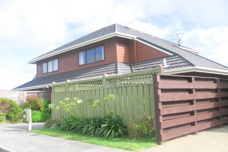 Photo of property in 20 Parklands Drive, Karori, Wellington, 6012