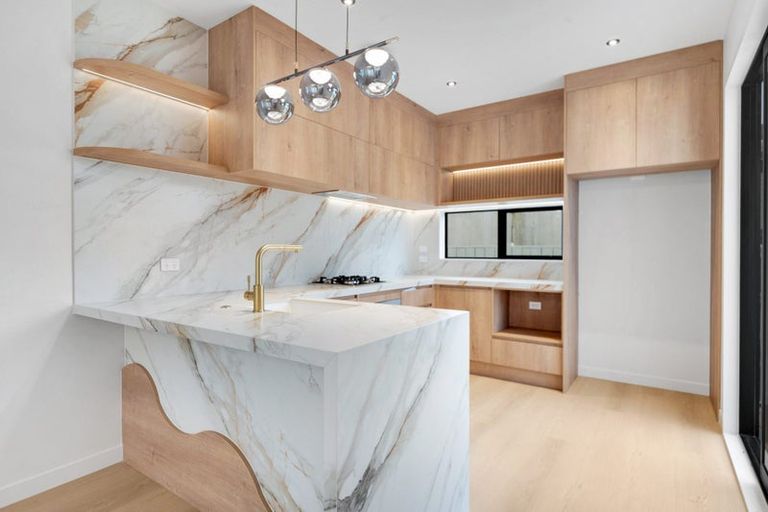 Photo of property in 4 Barrie Avenue, Papatoetoe, Auckland, 2025