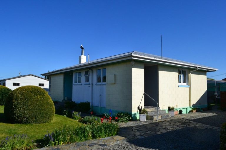 Photo of property in 6 Mclean Street, Glenavy, Waimate, 7980