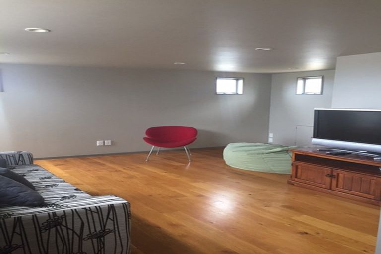 Photo of property in 125 Bream Bay Drive, Ruakaka, 0116