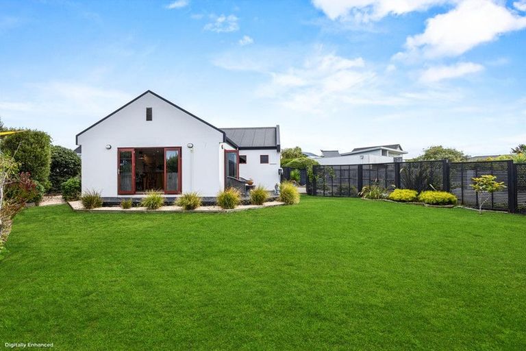 Photo of property in 11 Cordyline Place, Waimairi Beach, Christchurch, 8083