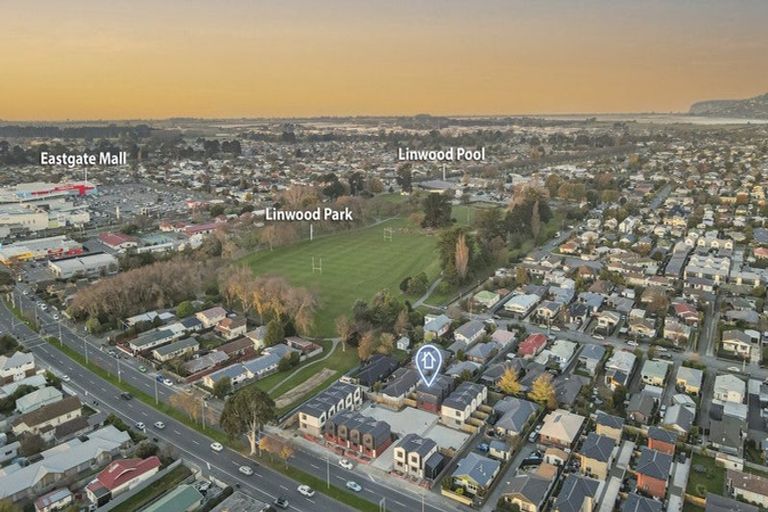 Photo of property in 112 Aldwins Road, Phillipstown, Christchurch, 8062