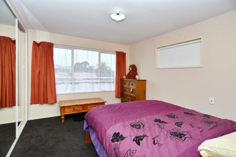 Photo of property in 3 Takapu Place, Bromley, Christchurch, 8062