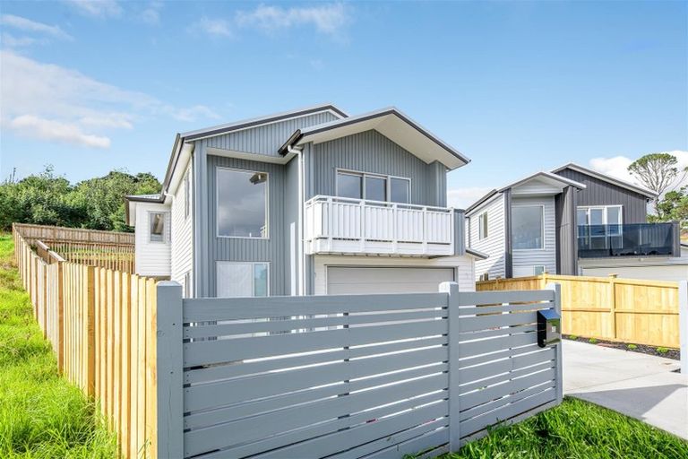 Photo of property in 42 Pukemarino Road, Waimauku, 0812
