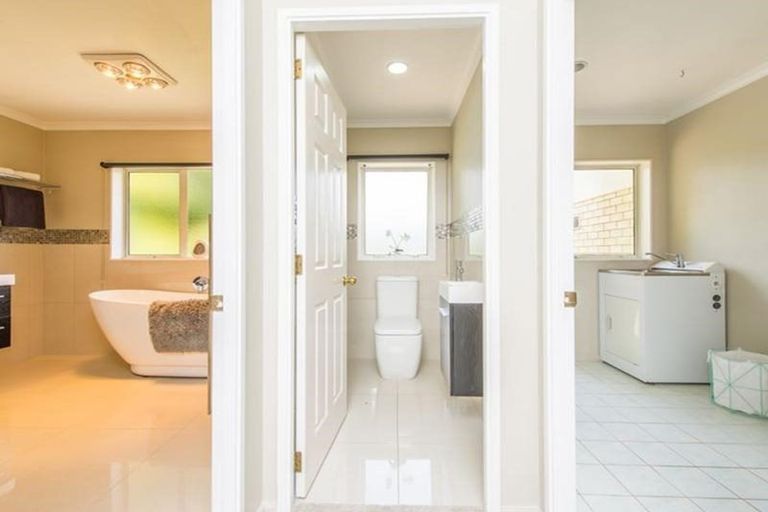 Photo of property in 8 Athenry Place, Dannemora, Auckland, 2016