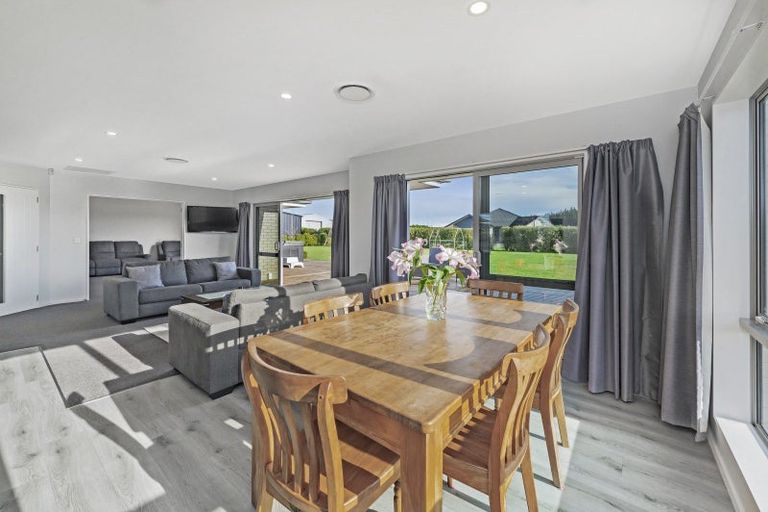 Photo of property in 25 Landsborough Drive, Darfield, 7571